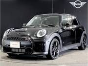 2022 BMW MINI