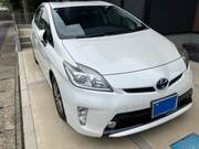 2014 TOYOTA PRIUS S