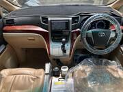 2009 TOYOTA ALPHARD 240X