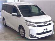 2019 TOYOTA VOXY