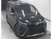 2019 TOYOTA VOXY