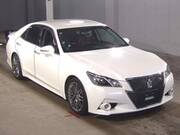 2013 TOYOTA CROWN