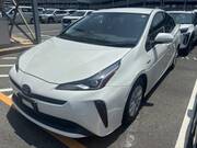 2019 TOYOTA PRIUS S