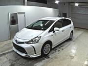 2017 TOYOTA PRIUS ALPHA G