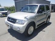 2003 MITSUBISHI PAJERO
