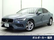 2022 VOLVO S60