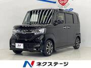 2017 HONDA N-BOX CUSTOM