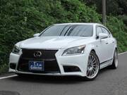 2013 LEXUS LS