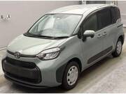 2023 TOYOTA SIENTA