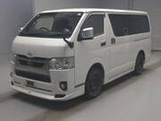 2022 TOYOTA HIACE VAN