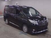 2017 TOYOTA NOAH