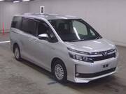 2017 TOYOTA VOXY