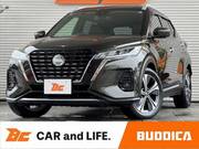 2022 NISSAN KICKS