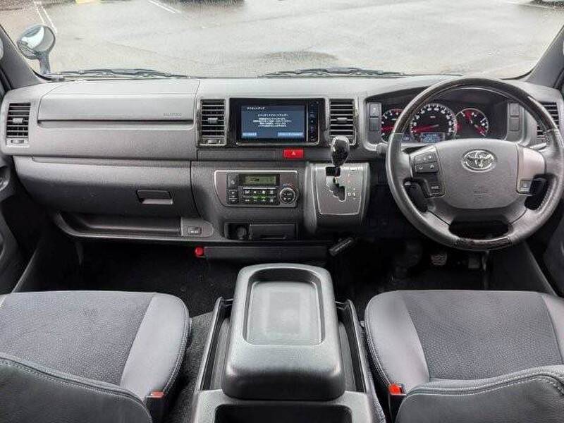 2019 TOYOTA HIACE VAN for sale - photo 4
