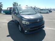 2009 TOYOTA VOXY ZS