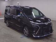 2020 TOYOTA VOXY