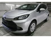 2024 TOYOTA AQUA