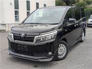 2014 TOYOTA VOXY