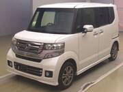 2016 HONDA N-BOX CUSTOM