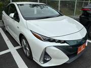 2017 TOYOTA PRIUS PHV