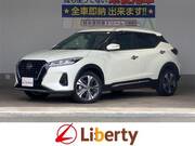 2022 NISSAN KICKS