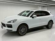 2022 PORSCHE CAYENNE