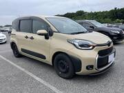 2025 TOYOTA SIENTA