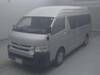 TOYOTA HIACE COMMUTER