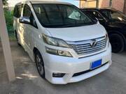 2011 TOYOTA VELLFIRE