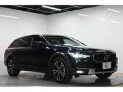 2019 VOLVO V90