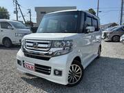 2015 HONDA N-BOX CUSTOM