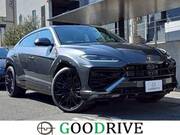 2025 LAMBORGHINI URUS
