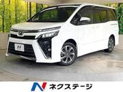 2017 TOYOTA VOXY