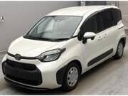 2024 TOYOTA SIENTA