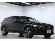 2020 VOLVO V60