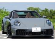 2025 PORSCHE 911 (Left Hand Drive)