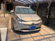 2017 TOYOTA PRIUS