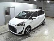 2020 TOYOTA SIENTA
