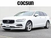 2017 VOLVO V90
