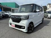 2019 HONDA N-BOX CUSTOM