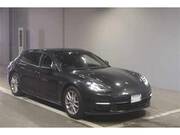 2019 PORSCHE PANAMERA