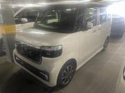 2024 HONDA N-BOX CUSTOM