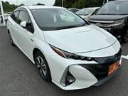 2019 TOYOTA PRIUS PHV