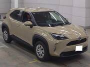 2022 TOYOTA YARIS CROSS
