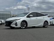 2019 TOYOTA PRIUS PHV