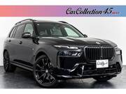 2023 BMW X7