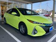 2017 TOYOTA PRIUS PHV