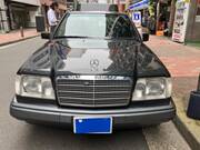 1995 MERCEDES BENZ E-CLASS