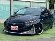 2017 TOYOTA PRIUS PHV