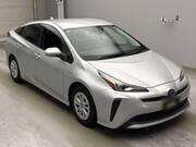 2019 TOYOTA PRIUS S